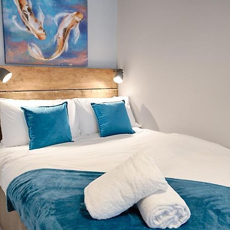 3 Rm Studio, Open-Plan Living, Dining, & Kitchen Llanelli Exteriör bild