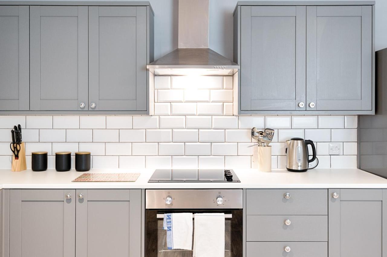 3 Rm Studio, Open-Plan Living, Dining, & Kitchen Llanelli Exteriör bild
