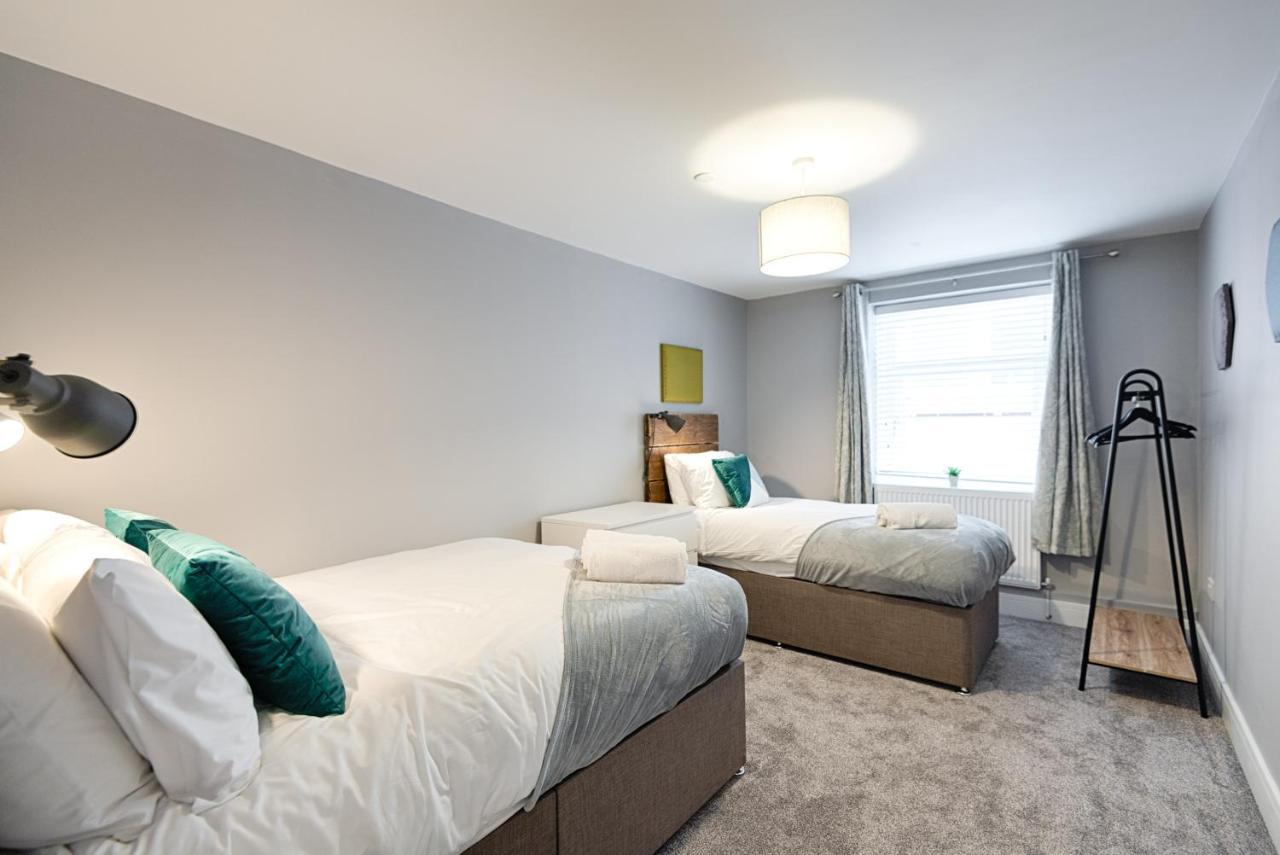 3 Rm Studio, Open-Plan Living, Dining, & Kitchen Llanelli Exteriör bild