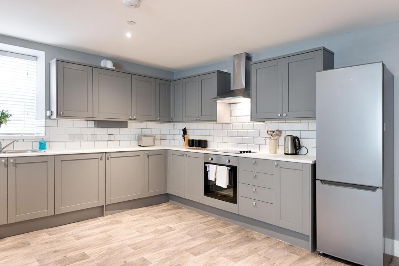 3 Rm Studio, Open-Plan Living, Dining, & Kitchen Llanelli Exteriör bild